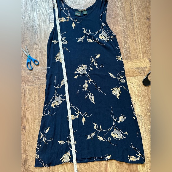 Navy Flowy Floral Mini Dress - Picture 8 of 8